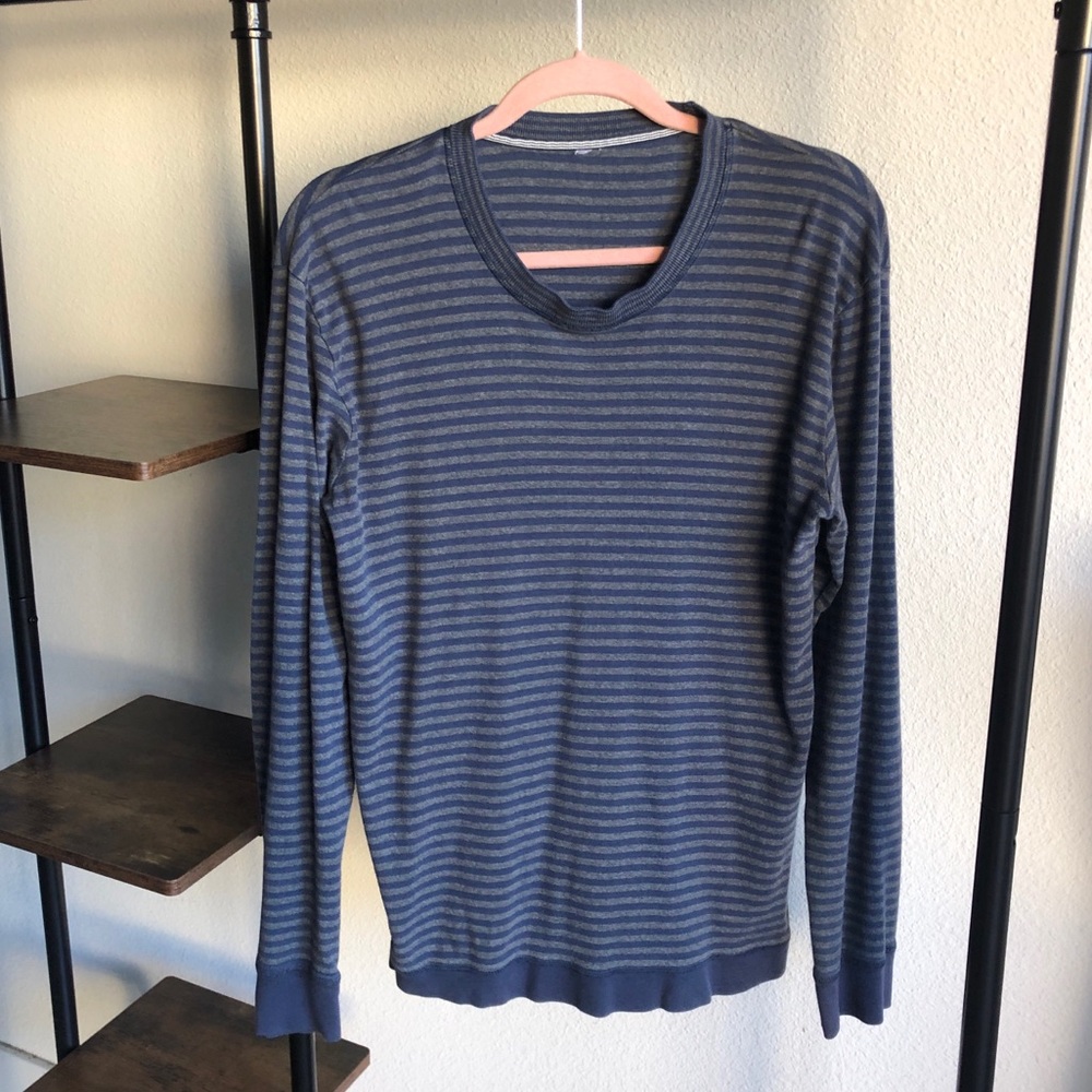 Alternative Earth Men's Sweatshirt